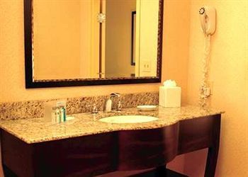 Hotel Hampton & Northwest